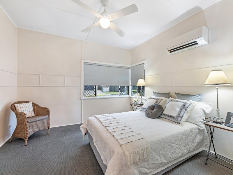 13 Morris Street, Silkstone QLD 4304