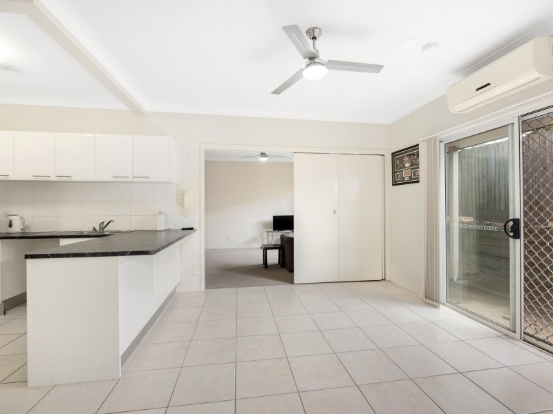 5/33 Law Street South, Redbank QLD 4301