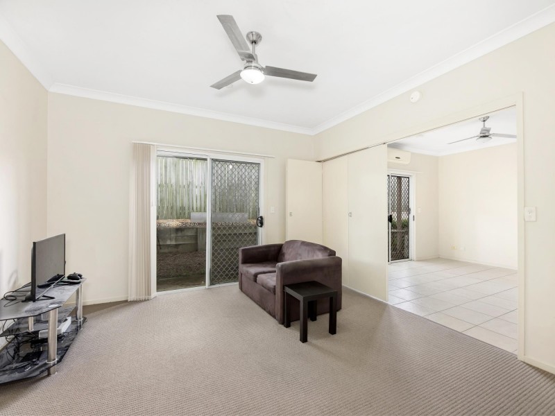 5/33 Law Street South, Redbank QLD 4301