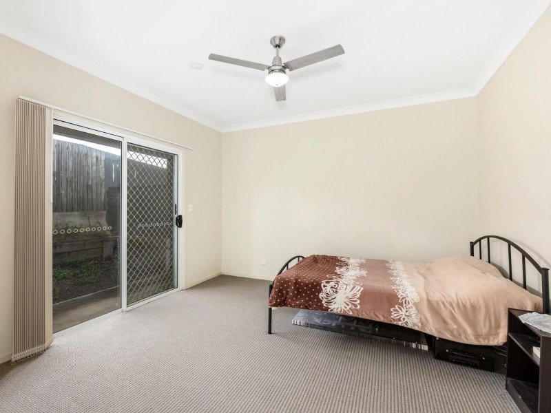 5/33 Law Street South, Redbank QLD 4301