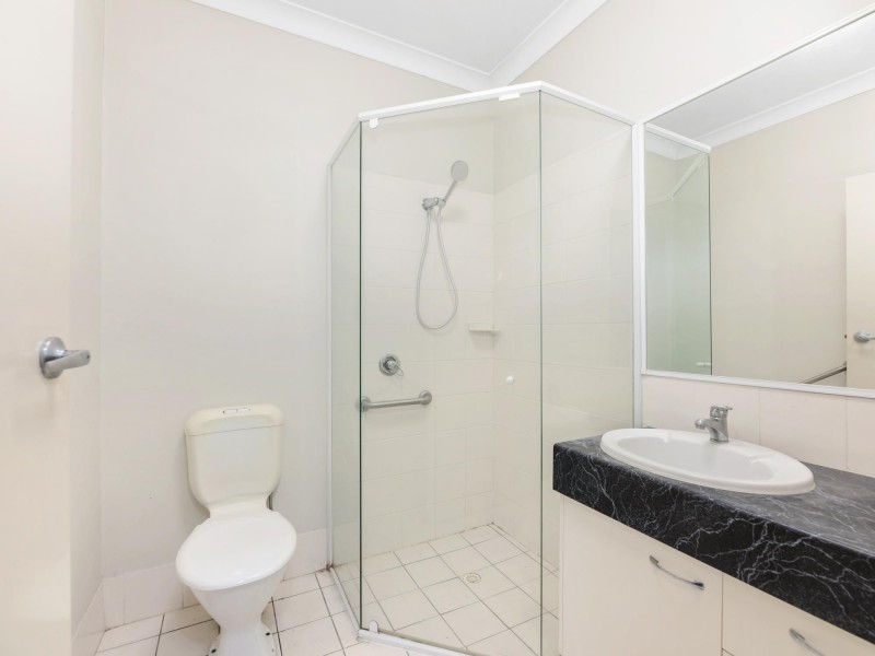 5/33 Law Street South, Redbank QLD 4301