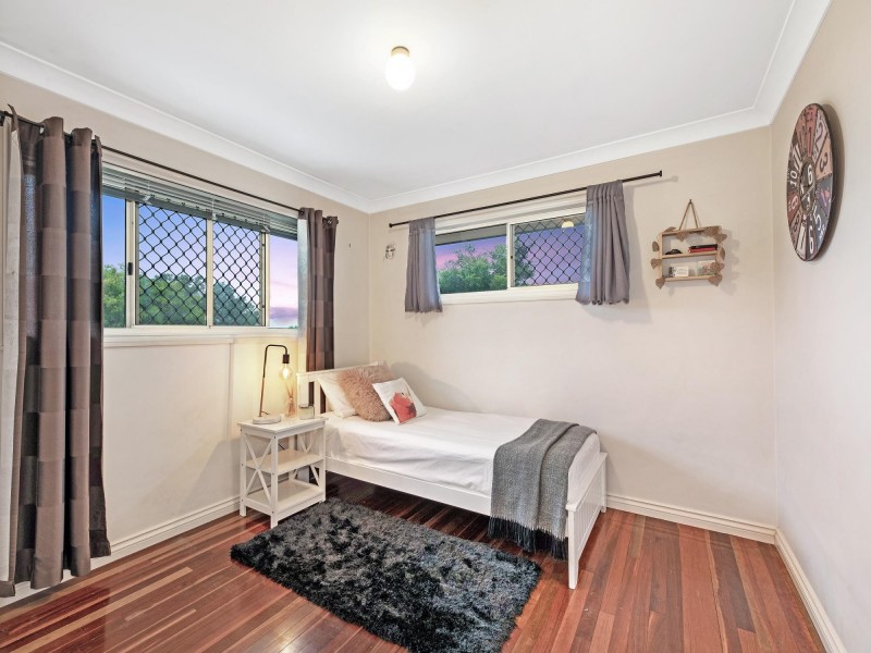 72 Cothill Road, Silkstone QLD 4304