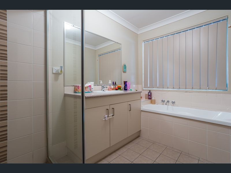 12 Regency Crescent, Moggill QLD 4070