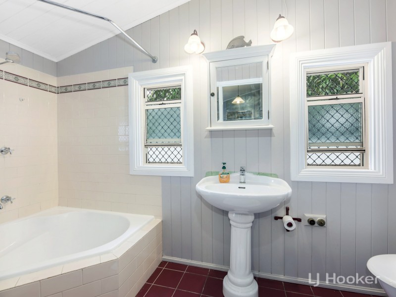 35 Cothill Road, Silkstone QLD 4304