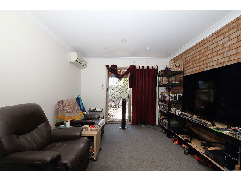 2/87 Brisbane Road, Redbank QLD 4301