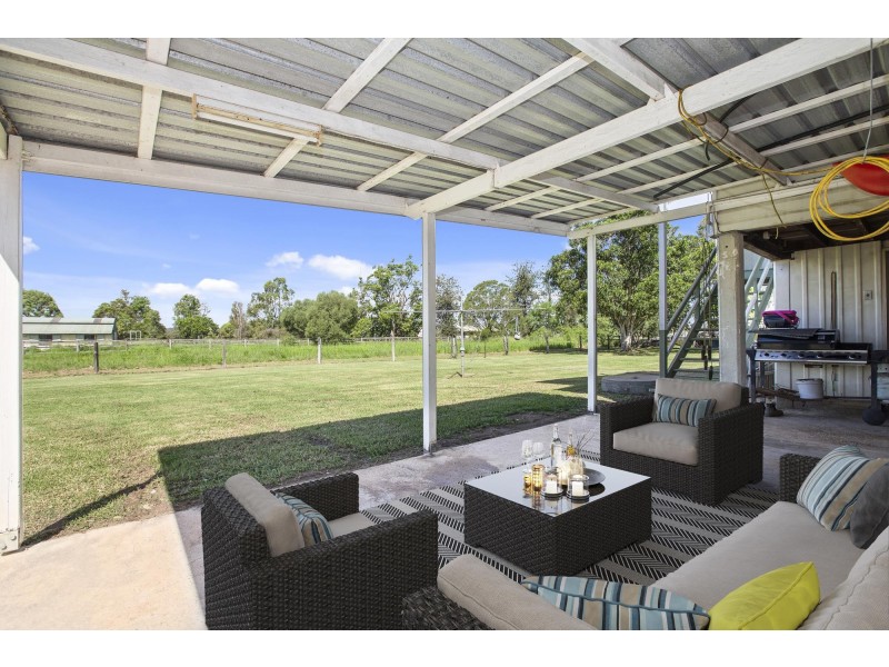369 Fernvale Road, Fairney View QLD 4306