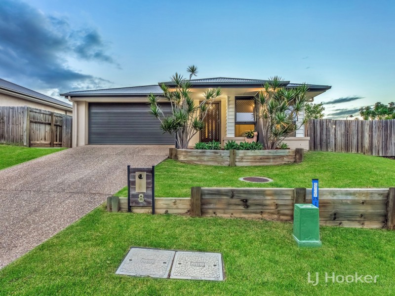 8 Bottlebrush Drive, Deebing Heights QLD 4306