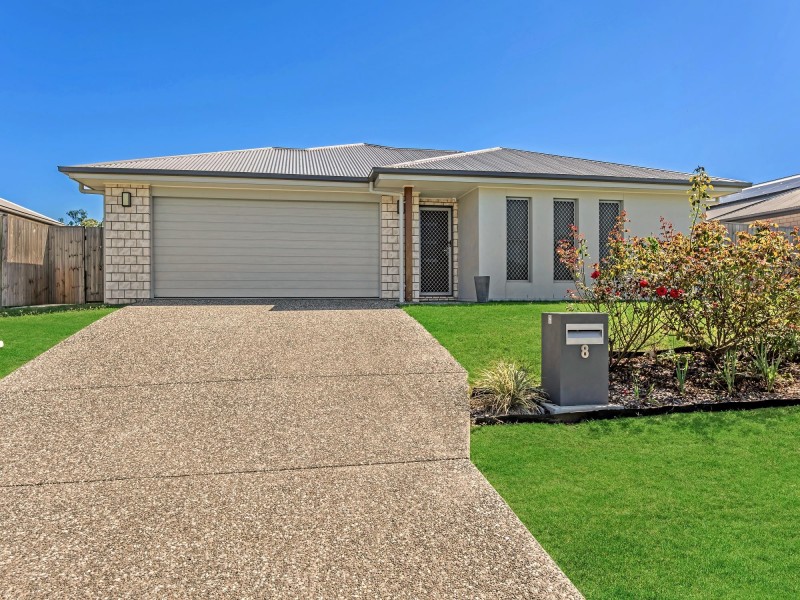 8 Mary Crescent, Rosewood QLD 4340