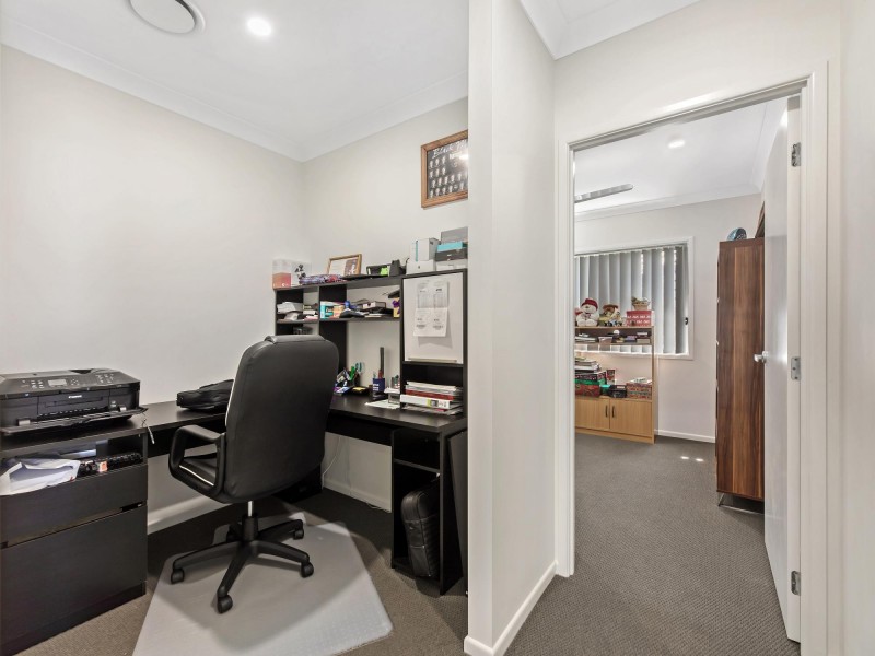 8 Mary Crescent, Rosewood QLD 4340