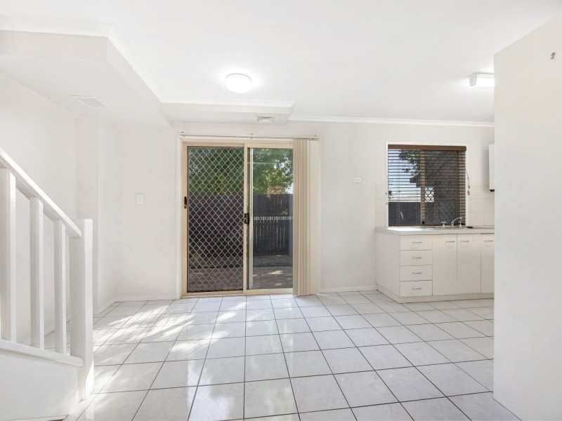 10/43 South Station Road, Booval QLD 4304