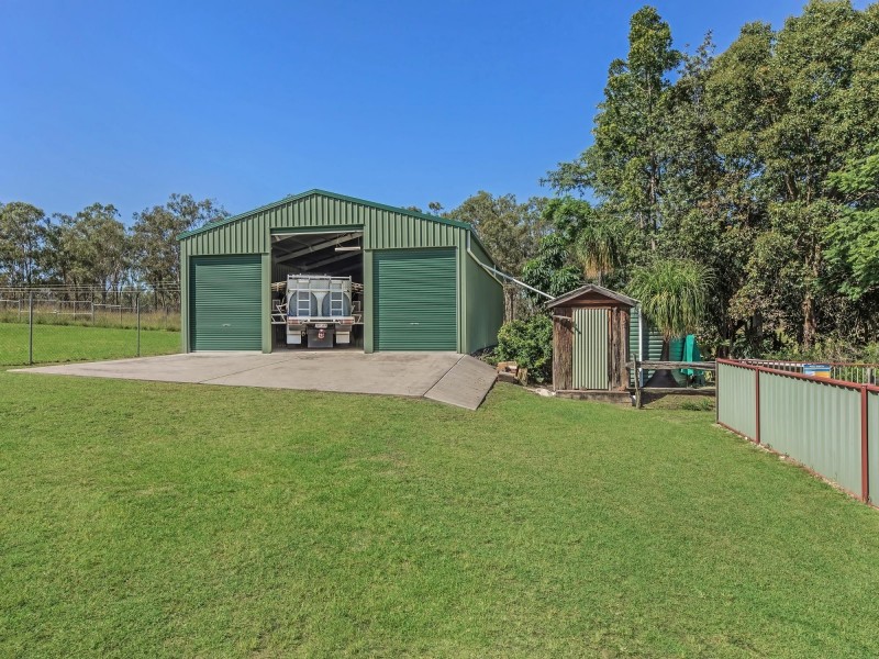 129 Adelong Avenue, Thagoona QLD 4306