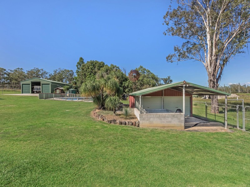 129 Adelong Avenue, Thagoona QLD 4306