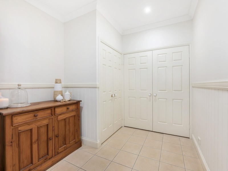 23 Premier Street, Oxley QLD 4075