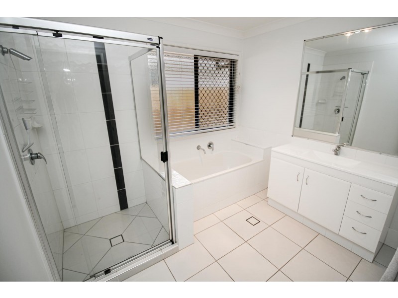 11 Noblewood Crescent, Fernvale QLD 4306