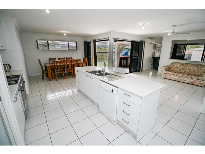 11 Noblewood Crescent, Fernvale QLD 4306