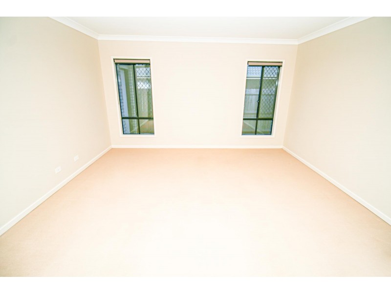 8 Denning Street, Fernvale QLD 4306