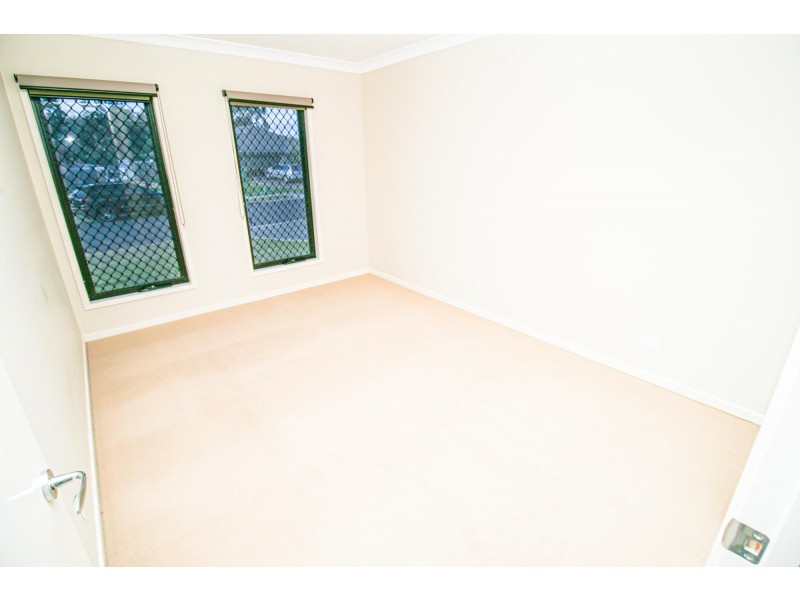 8 Denning Street, Fernvale QLD 4306