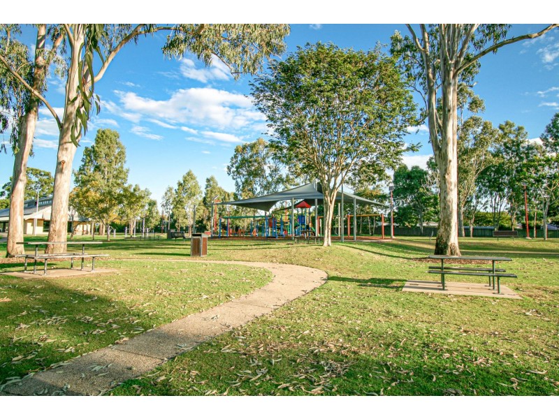 8 Denning Street, Fernvale QLD 4306