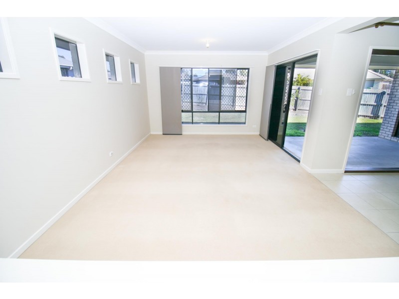 8 Denning Street, Fernvale QLD 4306