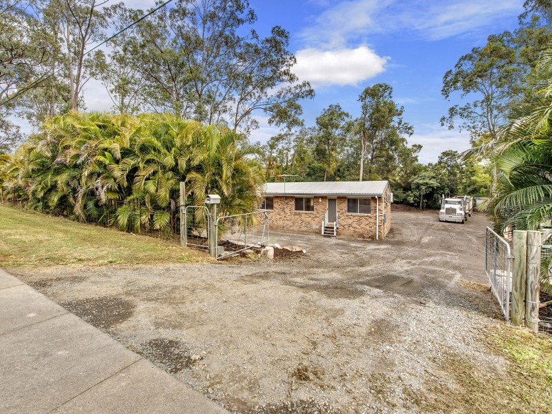 6-8 Langlands Street, Chuwar QLD 4306