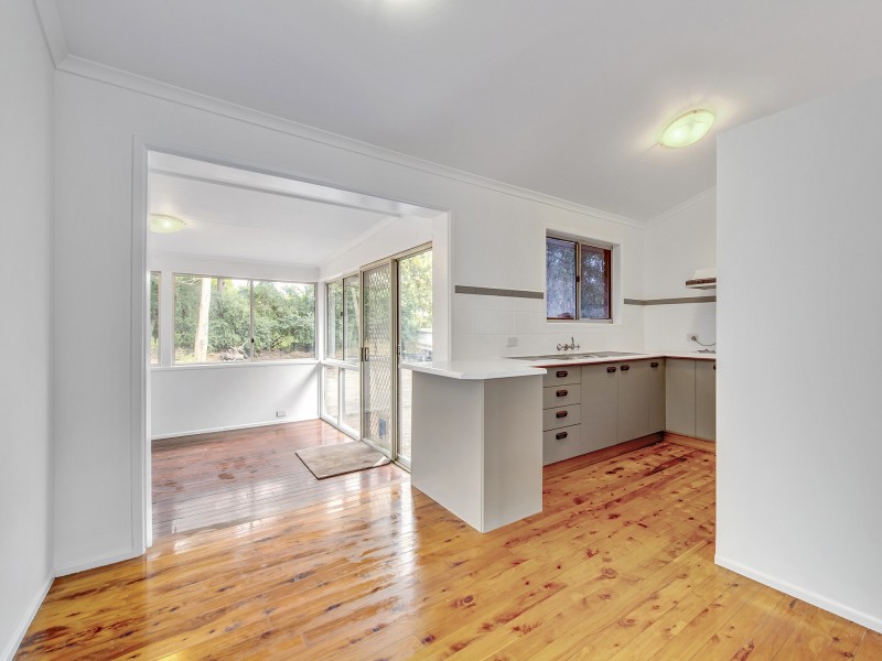 6-8 Langlands Street, Chuwar QLD 4306