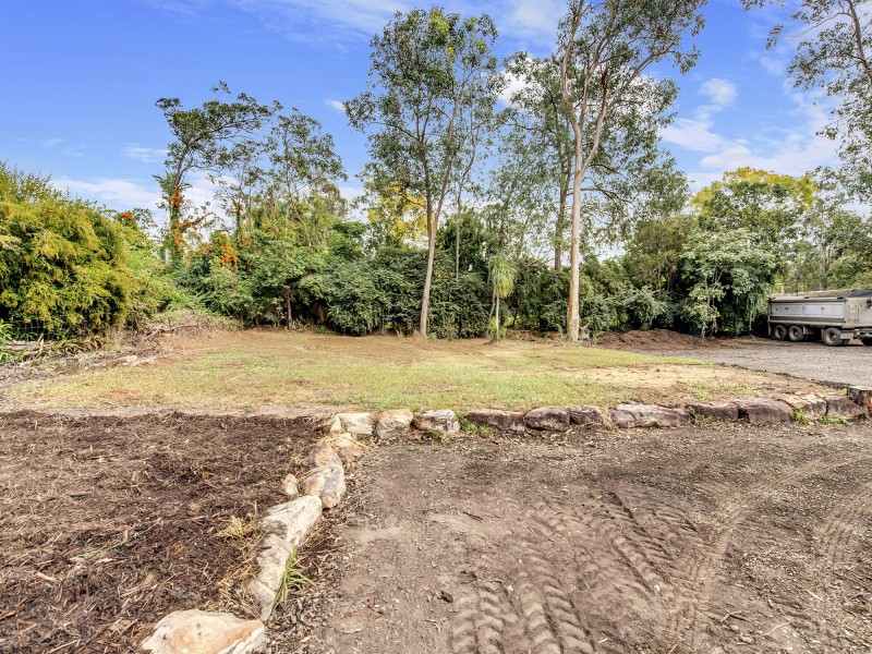 6-8 Langlands Street, Chuwar QLD 4306