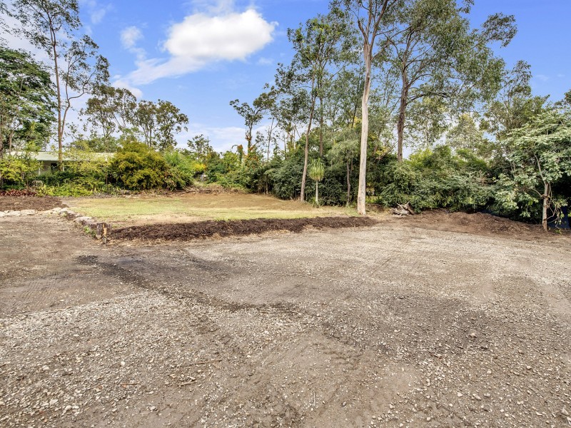 6-8 Langlands Street, Chuwar QLD 4306