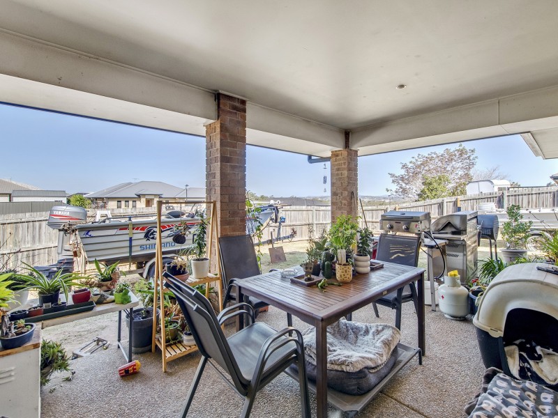 61 Dan Street, Chuwar QLD 4306