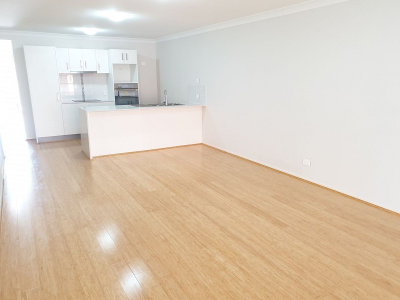 3 Edward Street, One Mile QLD 4305