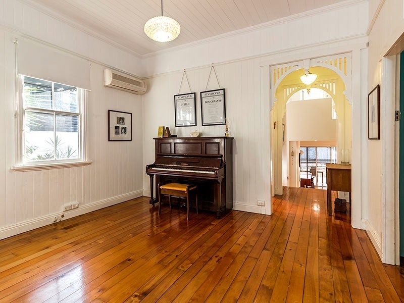 56 Accession Street, Bardon QLD 4065