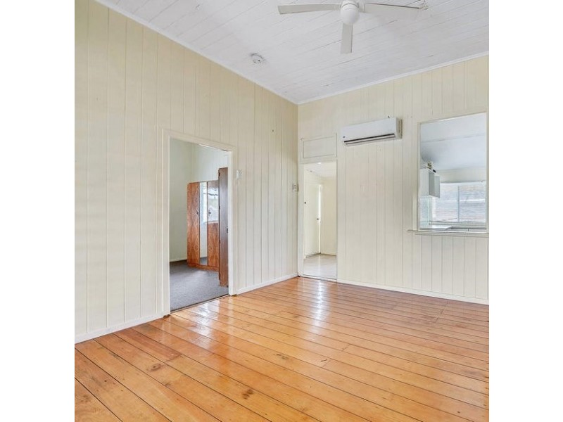 3A Edward Street, One Mile QLD 4305