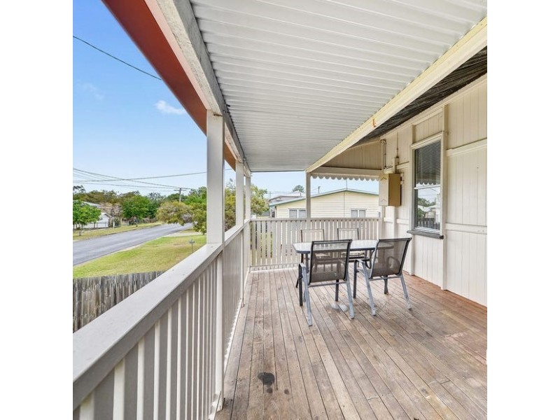 3A Edward Street, One Mile QLD 4305