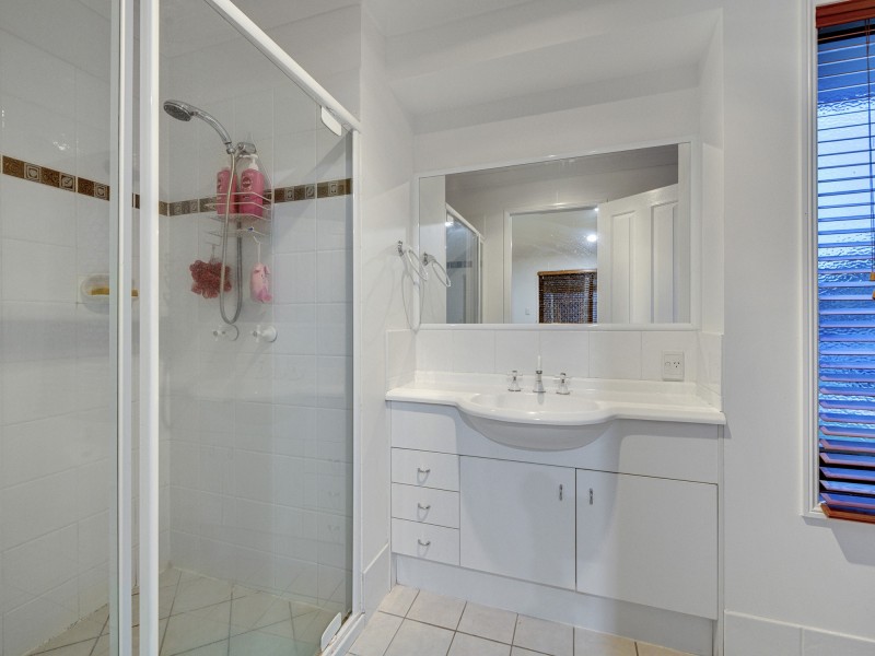 17 Darter Place, Springfield Lakes QLD 4300