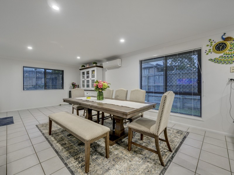 17 Darter Place, Springfield Lakes QLD 4300