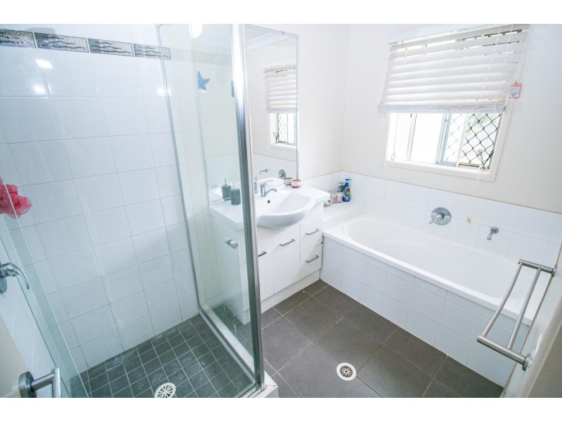 19 Keswick Close, Fernvale QLD 4306