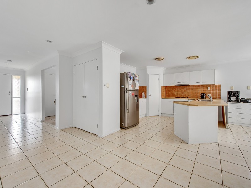 4 Casement Court, Collingwood Park QLD 4301