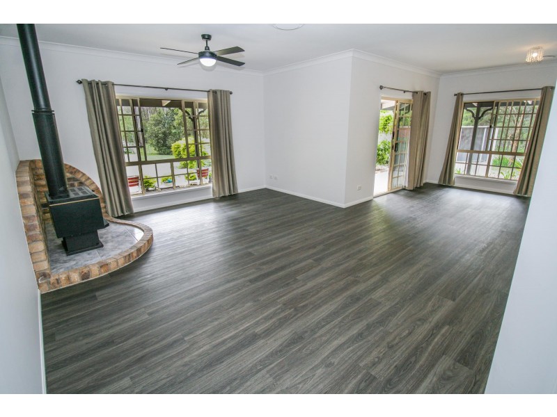 115 Beacon Road, Lowood QLD 4311