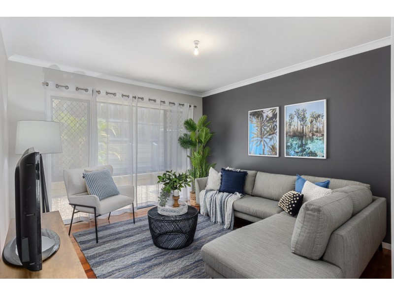 13 Knightsbridge Drive, Chuwar QLD 4306