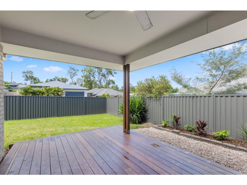 13 Knightsbridge Drive, Chuwar QLD 4306