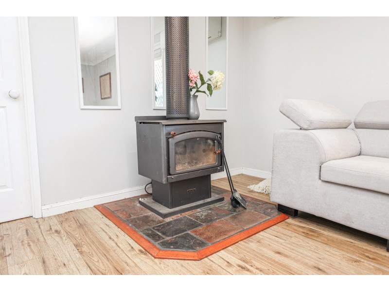 22 Harpeng Road, Wivenhoe Pocket QLD 4306