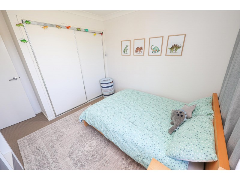 36 Peregrine Drive, Lowood QLD 4311