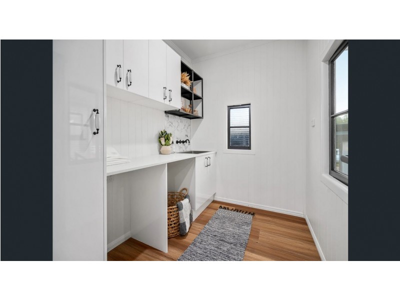 10 Thallon Road, Hatton Vale QLD 4341