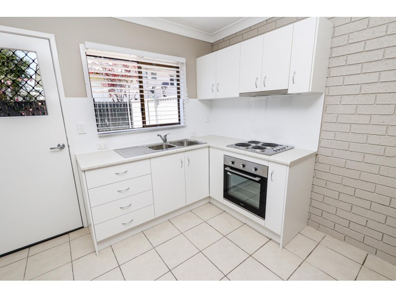 10 Bergins Hill Road, Bundamba QLD 4304