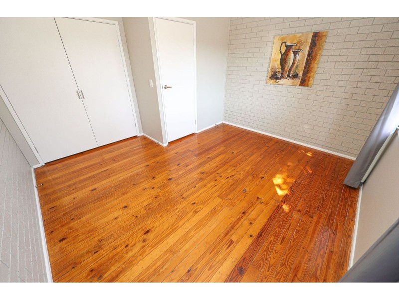 10 Bergins Hill Road, Bundamba QLD 4304