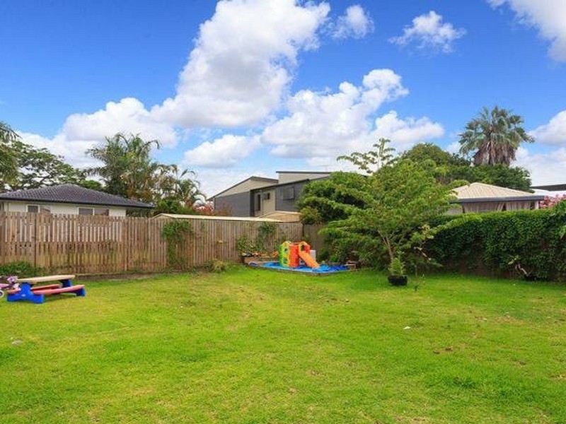 188 Graceville Ave, Graceville QLD 4075