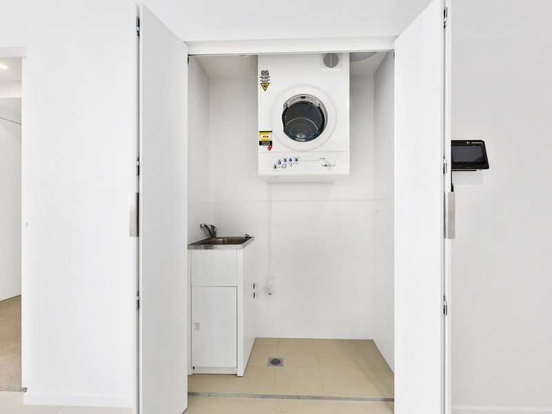 Apartment 2043/123 Cavendish Road, Coorparoo QLD 4151