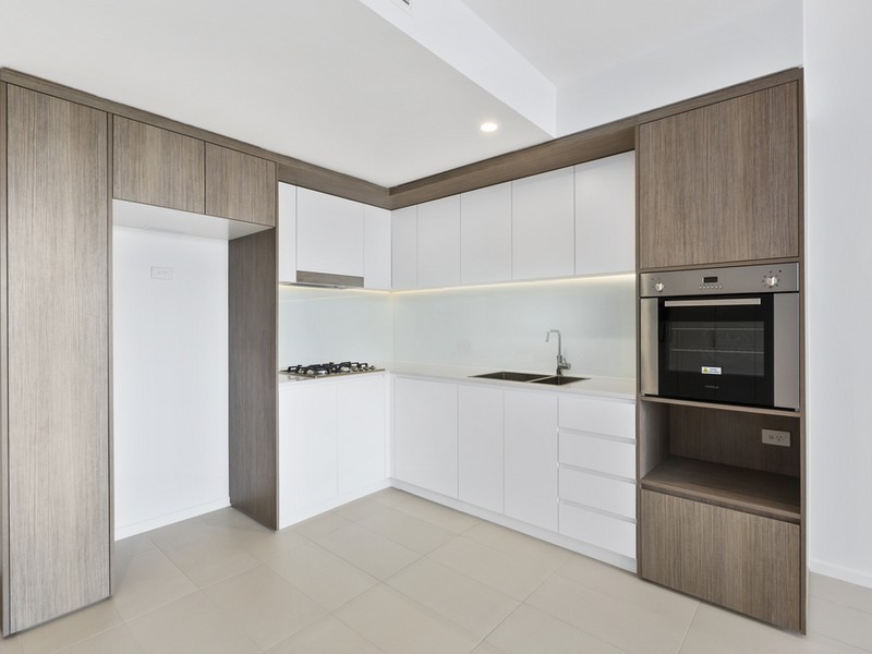 Apartment 2014/123 Cavendish Road, Coorparoo QLD 4151