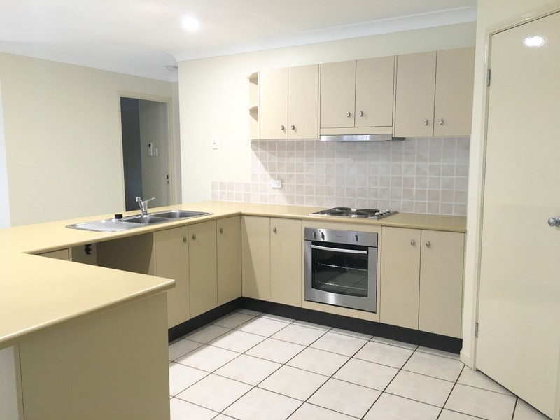 9 St Ives Circuit, Forest Lake QLD 4078