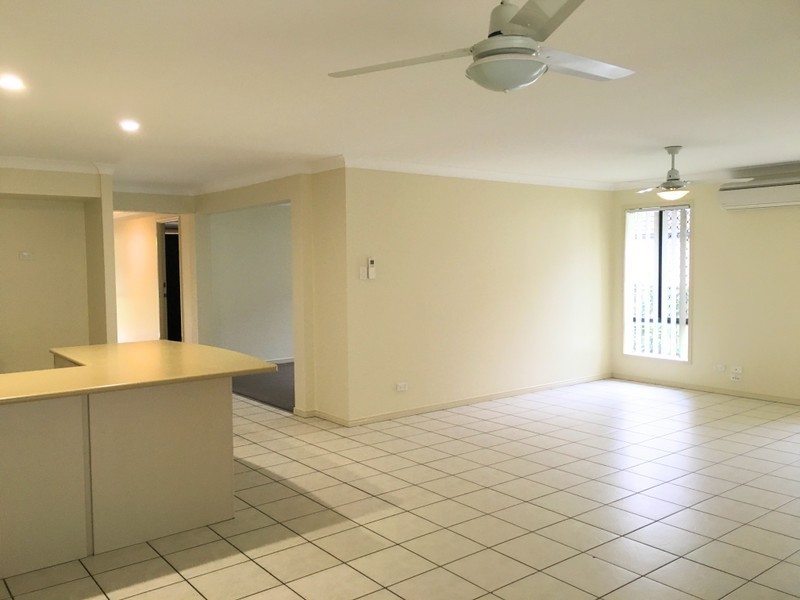 9 St Ives Circuit, Forest Lake QLD 4078