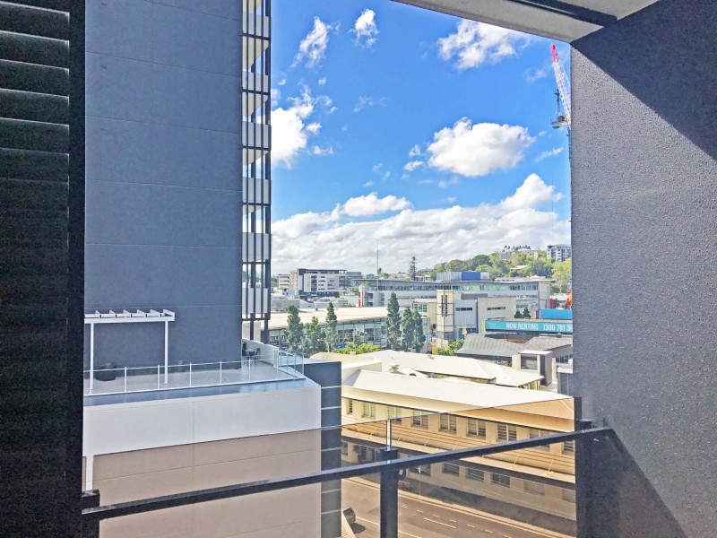 Apartment 517/27 Commercial Road, Newstead QLD 4006